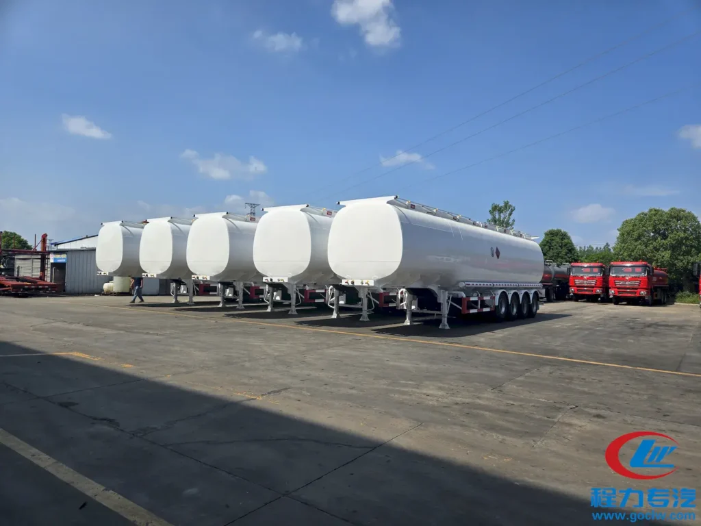 5 Units of 60 CBM Fuel Tanker Semi-Trailers Exported to Georgia: A CLW Case Study